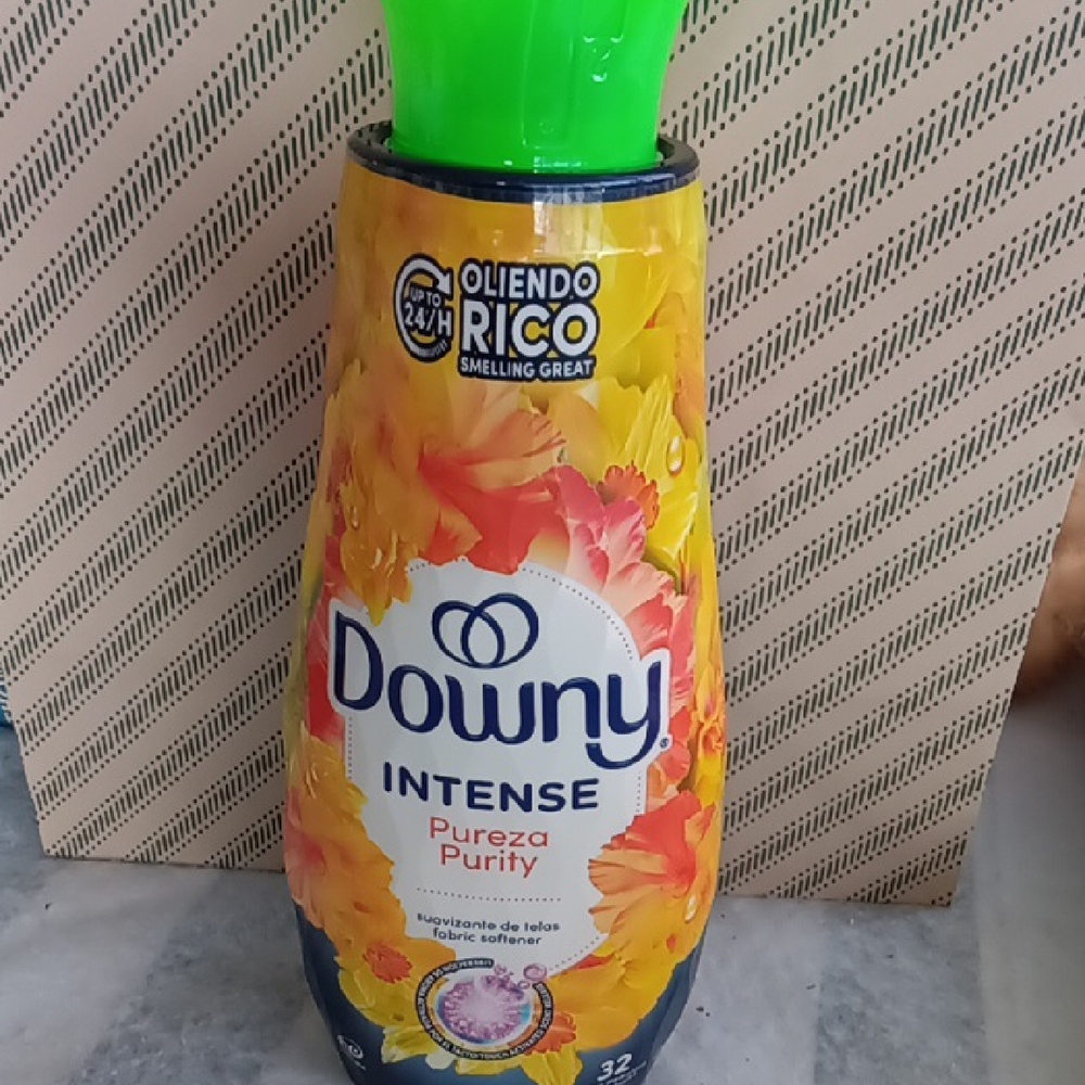 Downy Intense Pureza Purity Fabric Softener